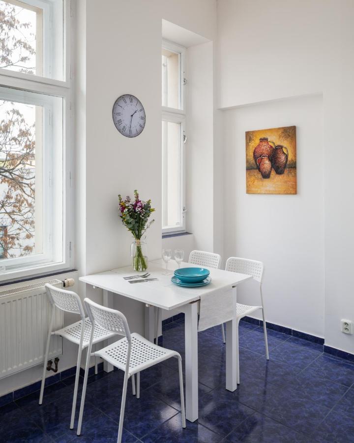 Welcoming Flat In Vinohrady By Prague Daysアパートメント エクステリア 写真