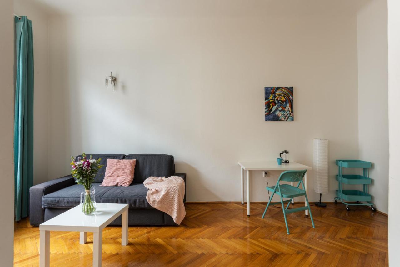 Welcoming Flat In Vinohrady By Prague Daysアパートメント エクステリア 写真